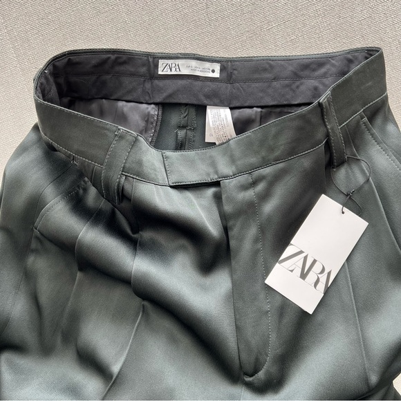 ZARA Emerald Green Satin Matching Coord Suit - Picture 15 of 16